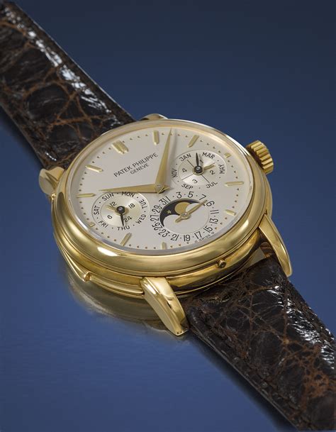 Patek Philippe. A Fine And Extremely Rare 18k Gold Automatic 